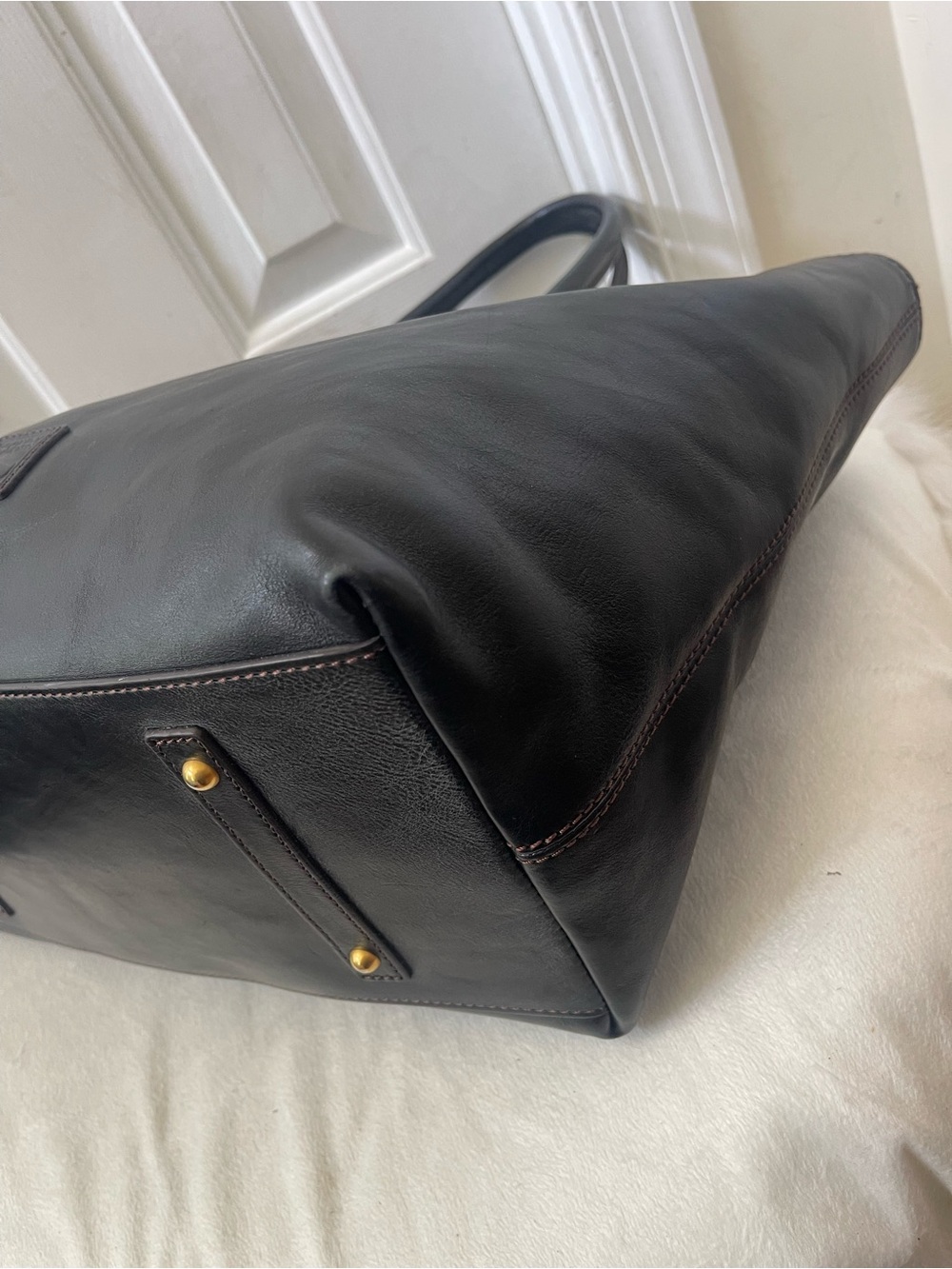 Dooney & Bourke  Russel Florentine leather Tote - Picture 10 of 15